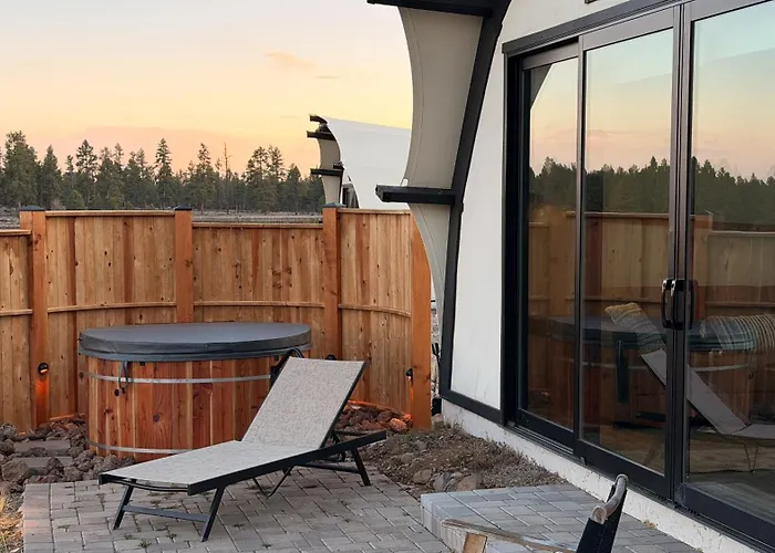 Backland Luxury Nature Williams